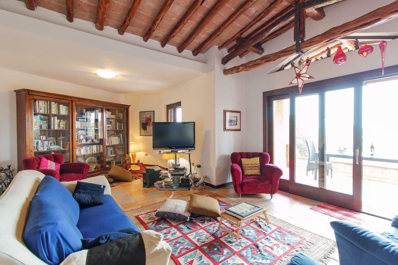 Suite Cucinino, Bagno, Ingresso Indipendente In" Villa Vivi" Сініскола Екстер'єр фото