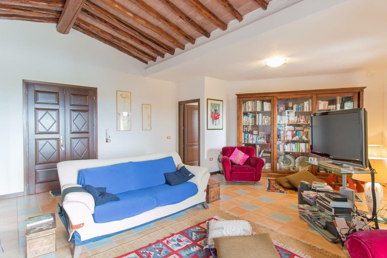 Suite Cucinino, Bagno, Ingresso Indipendente In" Villa Vivi" Сініскола Екстер'єр фото